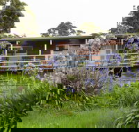 Bombina Cottages - Suburb Australia