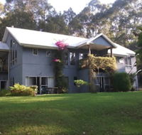 Lakeshore Lodge - Suburb Australia