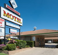Buckaroo Motor Inn - Suburb Australia
