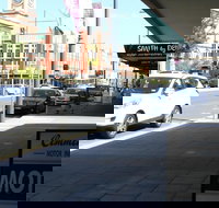 Commodore Motor Inn Albury - Suburb Australia