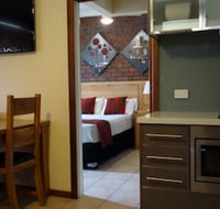 Glenelg Gateway Apartments - Suburb Australia