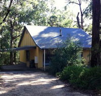 Idyllic Retreat For 4 People in Beautiful Otway Ranges Recharge  Refresh in Hot Tub - Suburb Australia