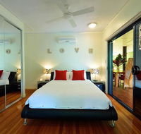 Misty Mountains Rainforest Retreat - Suburb Australia