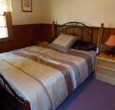Maldon Cottage - Suburb Australia