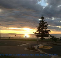 Beachhouse Mollymook - Suburb Australia