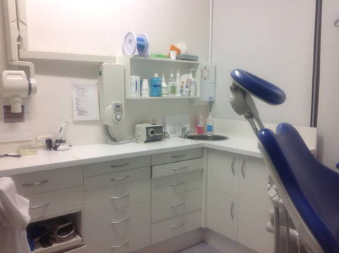 Parkside Dental - Suburb Australia 3