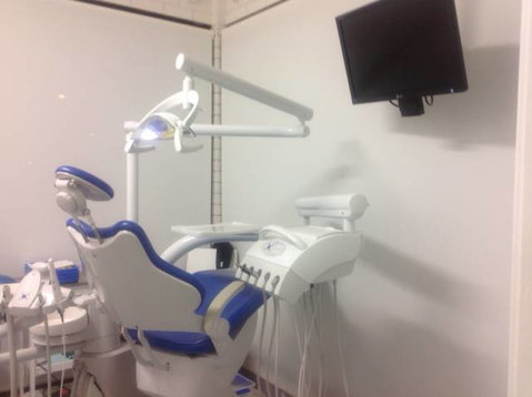 Parkside Dental - Suburb Australia 4
