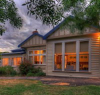 Acacia Bed  Breakfast - Suburb Australia
