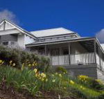 House on the Hill Bed  Breakfast - Suburb Australia