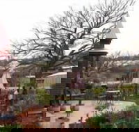 Albury Cottages - Suburb Australia