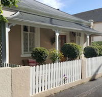 Arendon Cottage - Suburb Australia