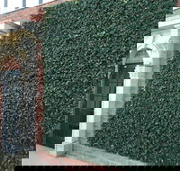 Albury Manor House - Suburb Australia