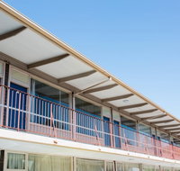 Bay Motel Hotel - Suburb Australia