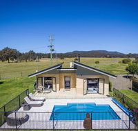Mandalay Villas Villa 2 - Suburb Australia