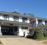 White Manor Motel - Suburb Australia