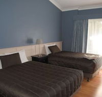 Airlie House Motor Inn - Suburb Australia