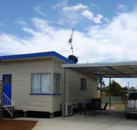 Holiday House Clermont - Suburb Australia