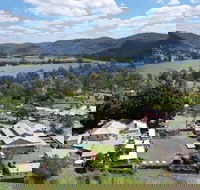 Wisemans Inn Hotel - Suburb Australia