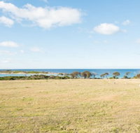 Beach Break Bicheno - Suburb Australia