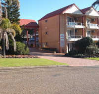 Ulladulla Harbour Motel - Suburb Australia