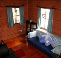Wombat Cabin - Suburb Australia