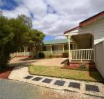 Echuca Holiday Units - Suburb Australia