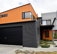 Redbill Drive House - Suburb Australia