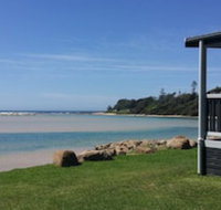 Dolphins Point Tourist Park - Suburb Australia