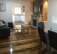 3ree Spacious  charming Apartment - Suburb Australia