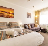Ocean Sunset Glenelg Central Studio Apt - Suburb Australia