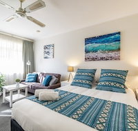 Aqua Waves Glenelg Central Studio Apt - Suburb Australia