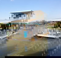 Corroboree Houseboats - Suburb Australia