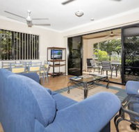 The Mediterranean Beachfront Groundfloor Apartment - Suburb Australia