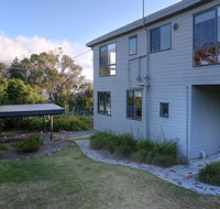 Cove Beach Apartment 1 - Suburb Australia