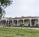 Winniston Lodge Luxury Accommodation - Suburb Australia