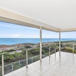 Avaya Sellicks Beachfront Getaway WiFi