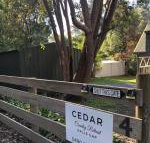 Cedar Country Retreat - Suburb Australia
