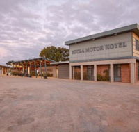EUCLA MOTOR HOTEL - Suburb Australia
