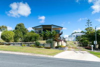 Blue Water Retreat Upstairs  Downstairs