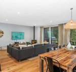 Pandanas Apartments 15A Mollymook Beach - Suburb Australia