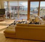Sheoak Holiday Home - Suburb Australia