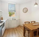 Little Hopwood Apartments No2 - Suburb Australia