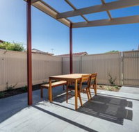 Noosa on Moseley Close to Beach Wifi Nespresso - Suburb Australia