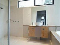 Rosevears Vineyard Retreat