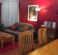 Alexander Cottage - Suburb Australia