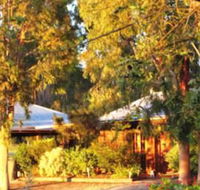 Up Country B  B Wondai - Suburb Australia