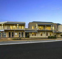 Robe Marina Accommodation - Suburb Australia