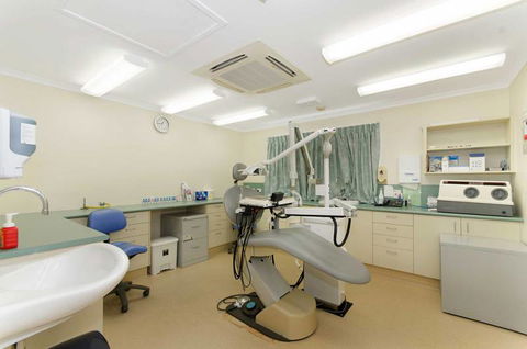 Cardwell Family Practice - Suburb Australia 1
