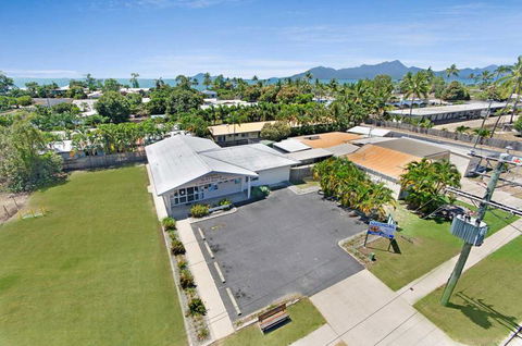 Cardwell Family Practice - Suburb Australia 4