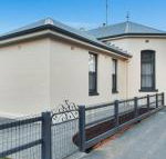 Luxury on the Esplanade - Suburb Australia